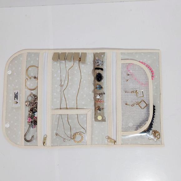 Porta Bijuteria Anel, Brinco, Pulseira, Correntes