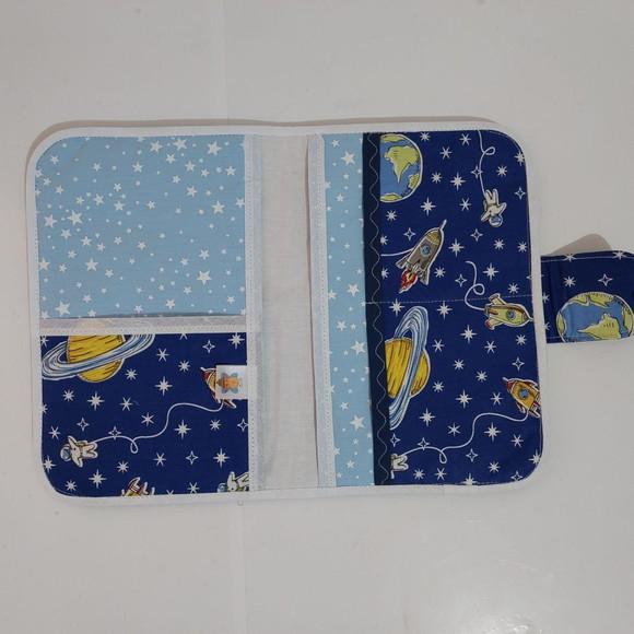 Porta Carteira De Vacina Astronauta