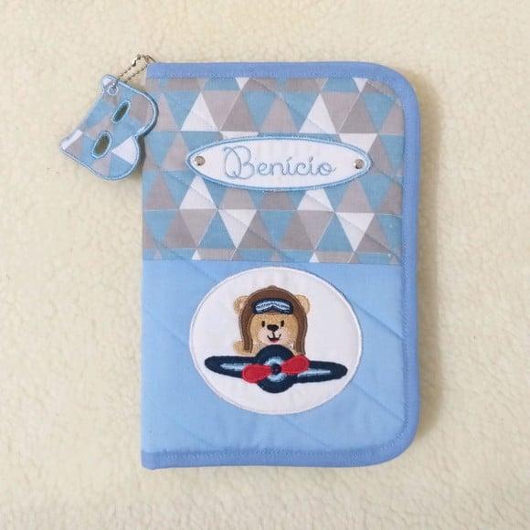 Porta carteira de vacina urso aviador com ziper