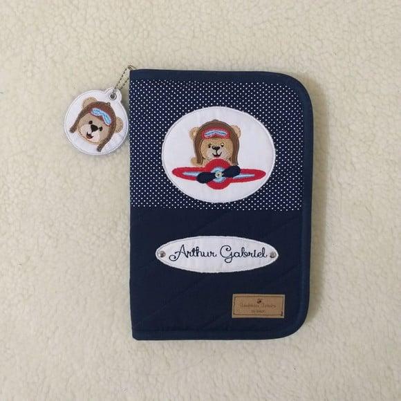 Porta carteira de vacina urso aviador com ziper