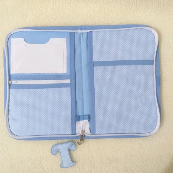 Porta vacina e porta documento