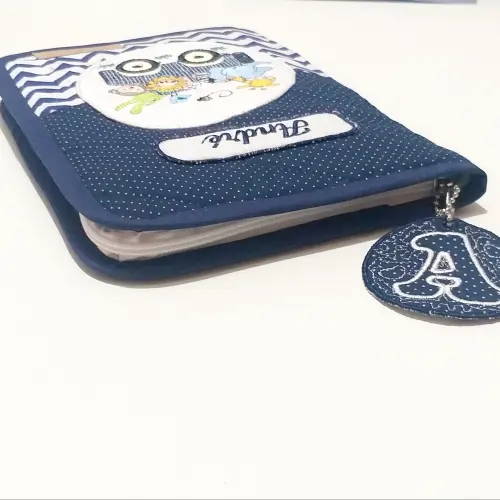 Porta Carteira de Vacina com fechamento em zíper personalizado