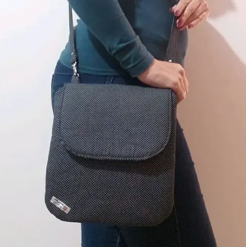 Bolsa transversal Tati