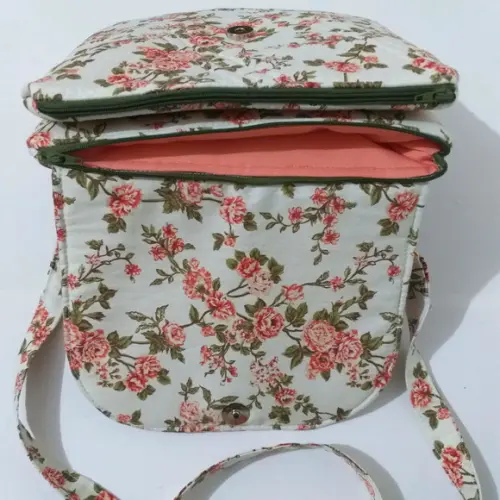 Bolsa transversal Tati