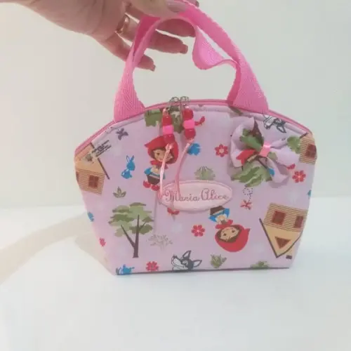 Bolsinha de mão infantil