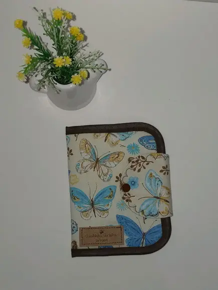 Carteira com divisorias pra cartão