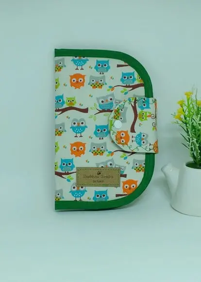 Carteira de tecido com porta cartões