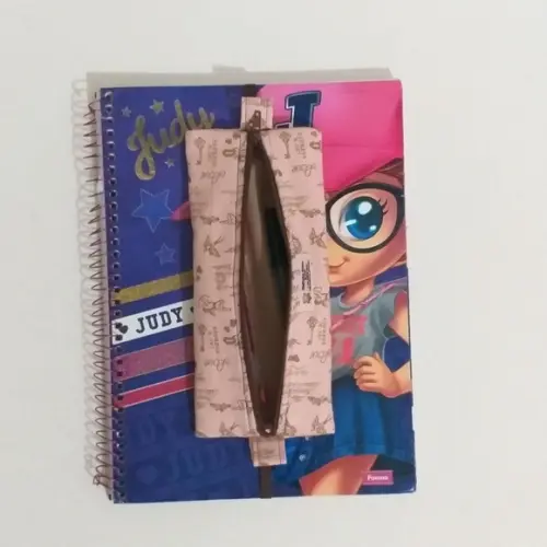 Estojo para capa de caderno