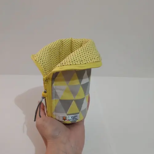 Estojo Que Vira Copinho