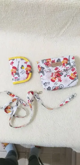 Kit bolsa e carteira compacta