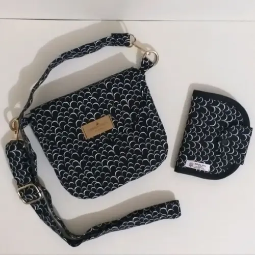 Kit bolsa e carteira compacta