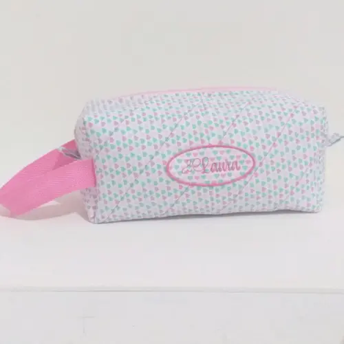 Necessaire com alça e com nome G