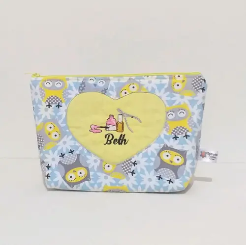 Necessaire personalizada com nome corujinha
