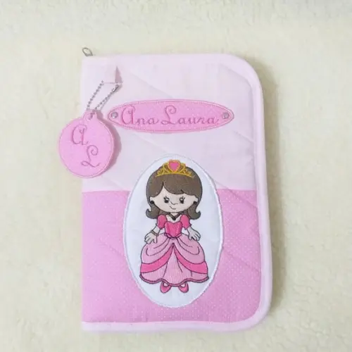 Porta carteira de vacina princesa com ziper