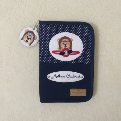 Porta carteira de vacina urso aviador com ziper