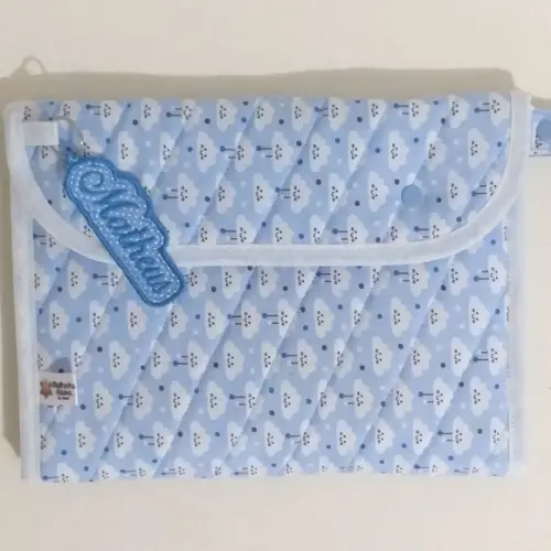 Porta lenço umedecido fraldas e pomada chuva de amor