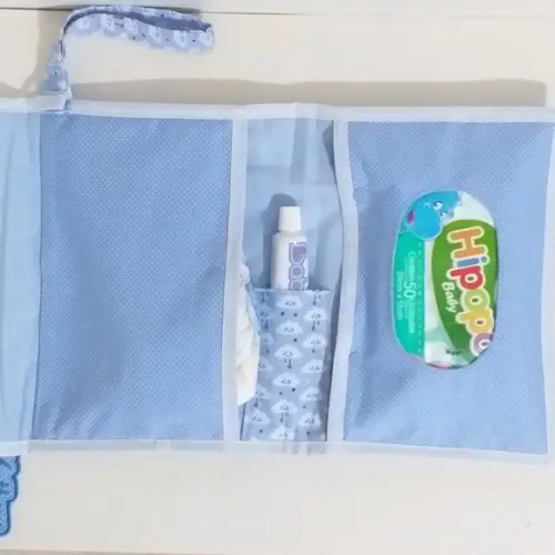 Porta lenço umedecido fraldas e pomada chuva de amor