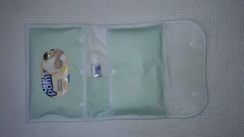 Porta lenço umedecido pomada e fraldas