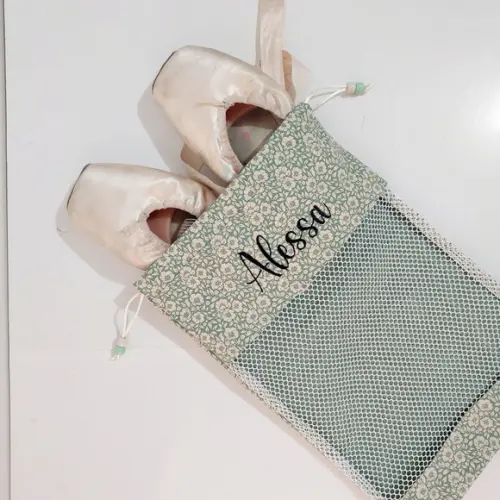 Porta Sapatilhas de Ballet com Visor e Nome