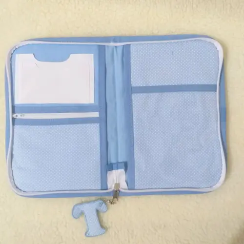 Porta vacina e porta documento
