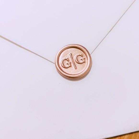 Lacre - G|g