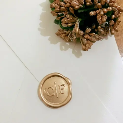 Lacre - C|f