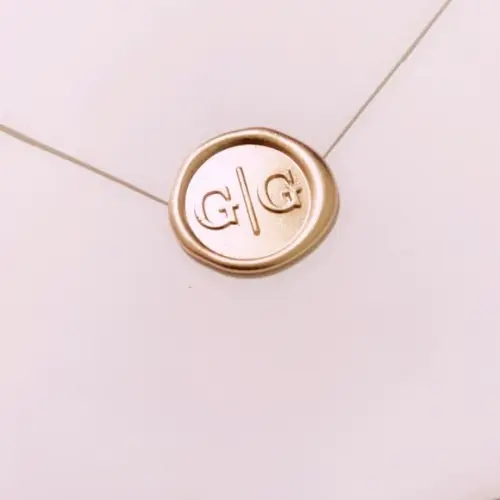 Lacre - G|g