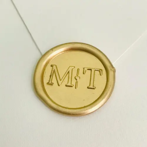 Lacre - M|t