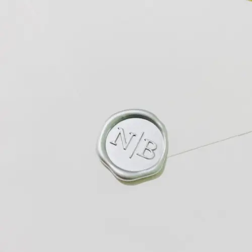 Lacre - N|b