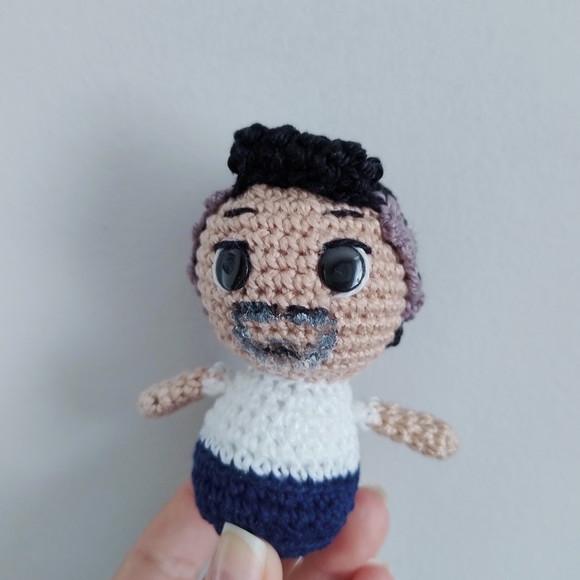 Mini Amigurumi Masculino Personalizado