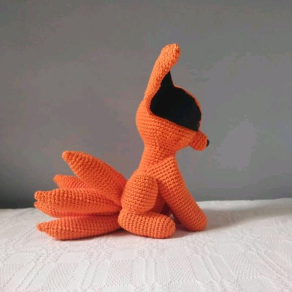Boneco do Kurama Kyuubi do anime Naruto