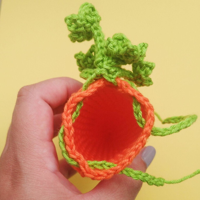 Cenoura Porta Doces de Páscoa