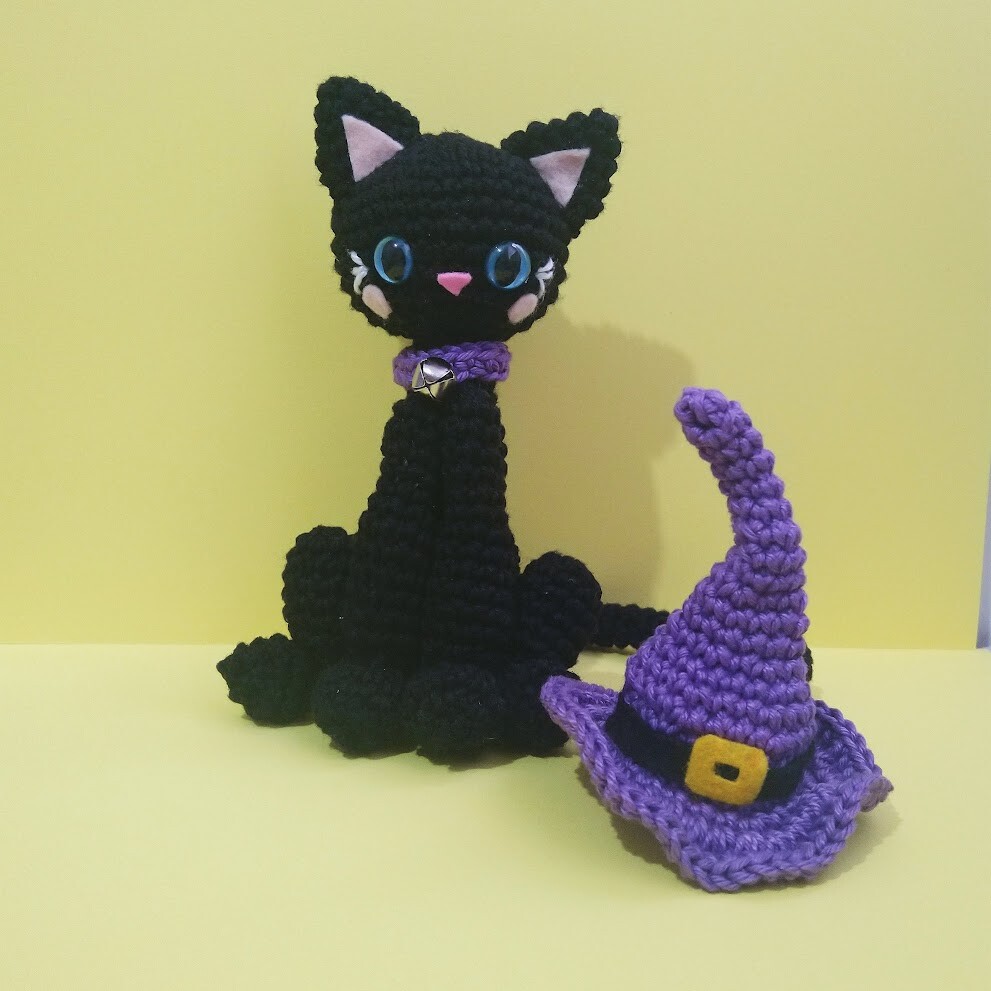 Misha a Gata Bruxa de Halloween