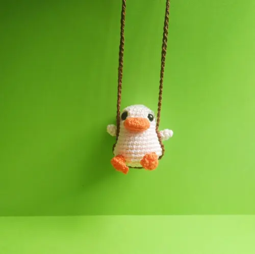 Enfeite de Retrovisor de Carro Pato no Balanço