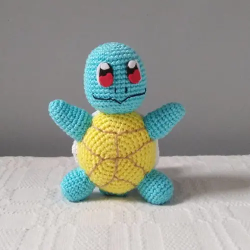 Pokemon Squirtle Sentado