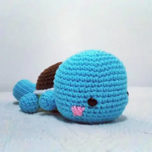 Pokemon Squirtle Deitado