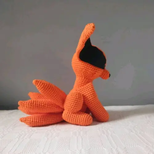 Boneco do Kurama Kyuubi do anime Naruto