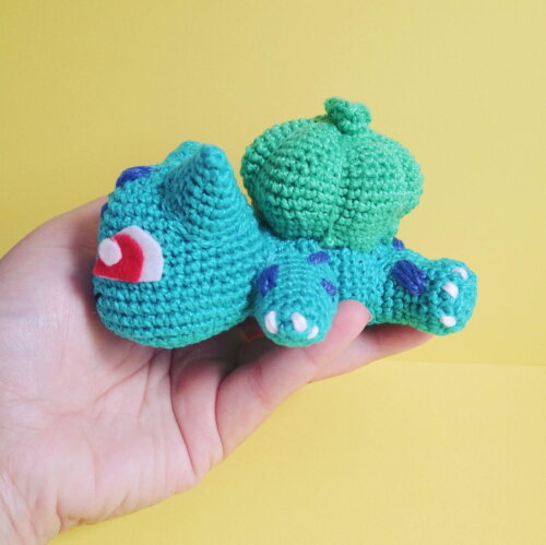 Pokemon Bulbasauro Deitado