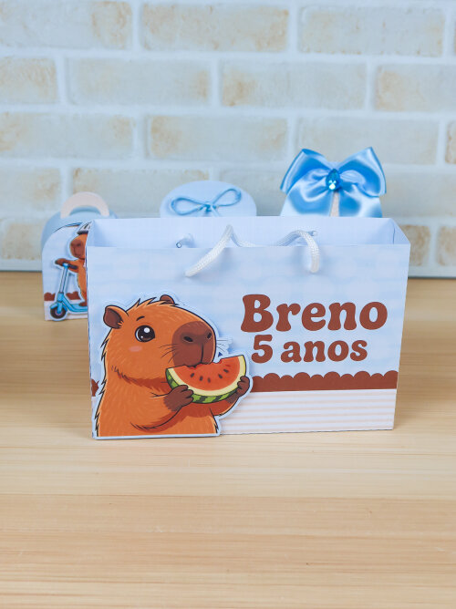 Sacolinha Capivara para Imprimir – Arquivo Digital (Menino)