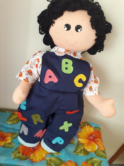 Boneco Alfabeto