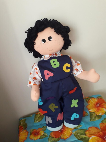 Boneco Alfabeto