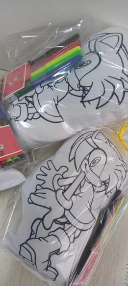Almofada com Contorno + Canetinha