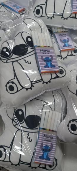 Almofada com Contorno + Canetinha