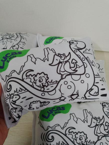 Almofada para Colorir sem Canetinha