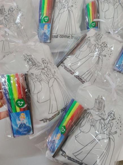 Almofada Pinte e Lave 30x20 (com Canetinha)