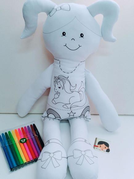 Boneca para Colorir