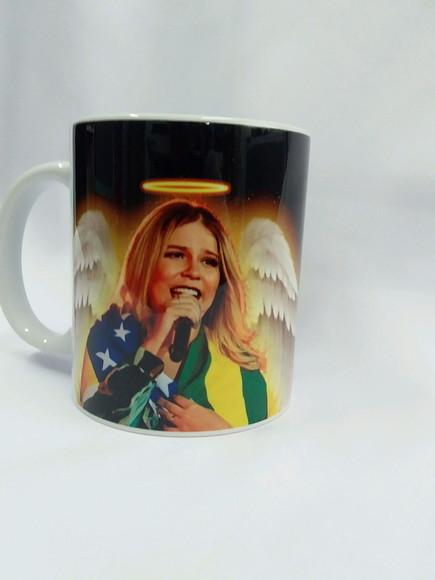 Caneca Marília Mendonça