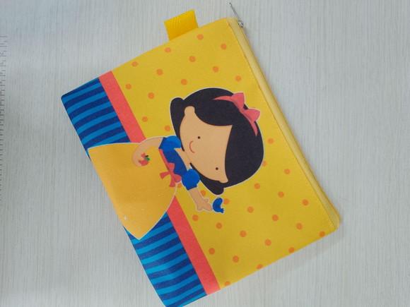 Necessaire Personalizada Branca de Neve
