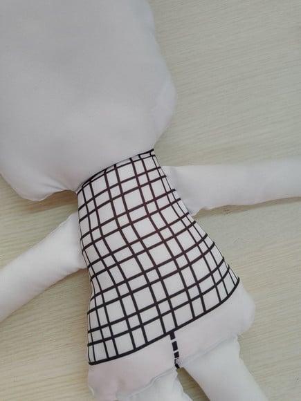 Boneca Pinte e Lave