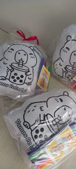 Almofada com Contorno + Canetinha